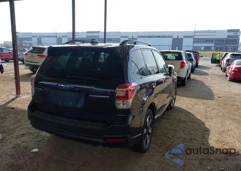 2018 Subaru Forester 2.5I Premium из США, поврежденный, VIN JF2SJAEC9JH486343